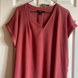 Ladies Size XL Simply Vera Wang SS V-neck Blouse